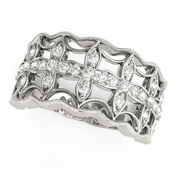 Diamond Studded Four Leaf Clover Motif Ring in 14k White Gold (1/4 cttw) - Coolpeacock