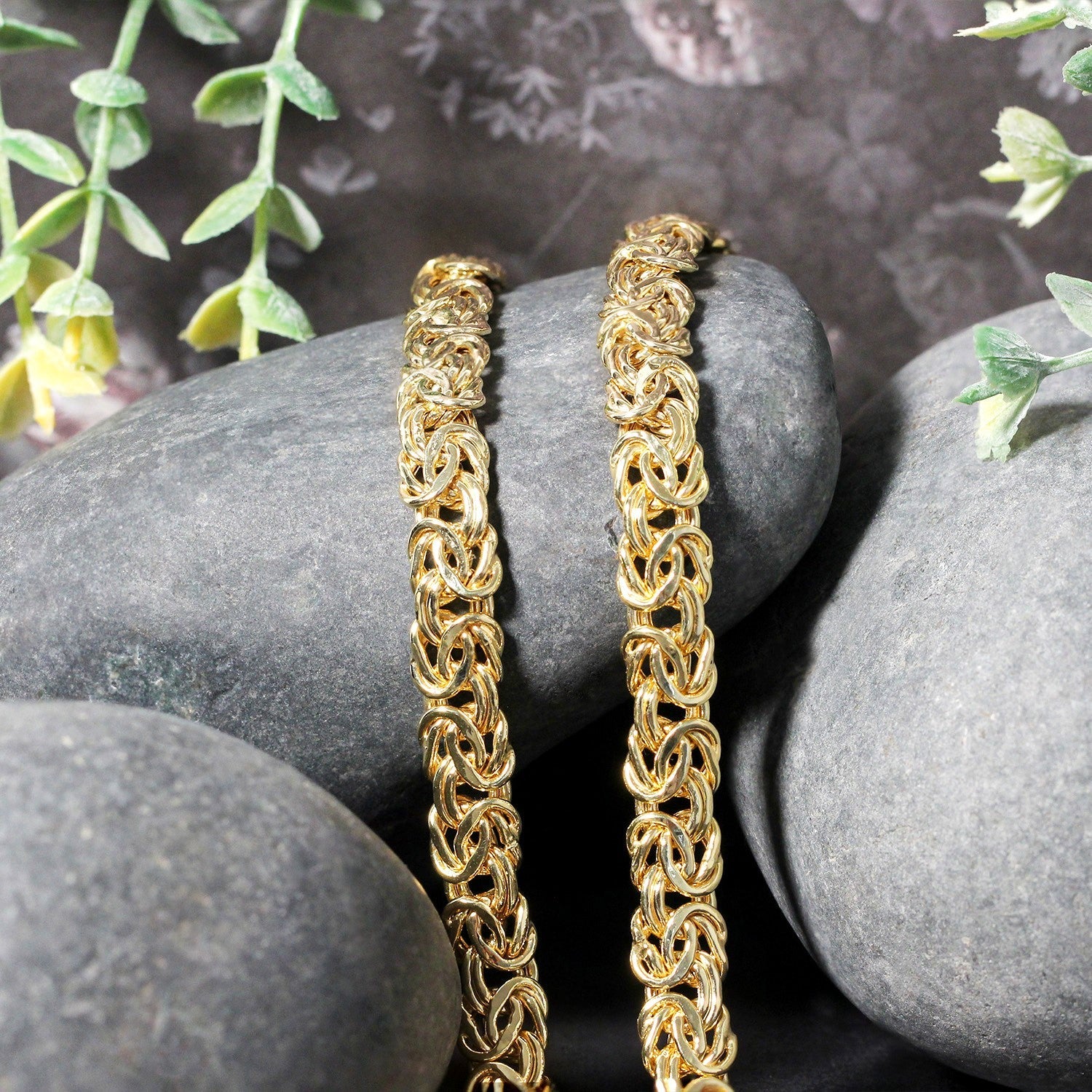 14k Yellow Gold Byzantine Motif Chain Necklace - Coolpeacock
