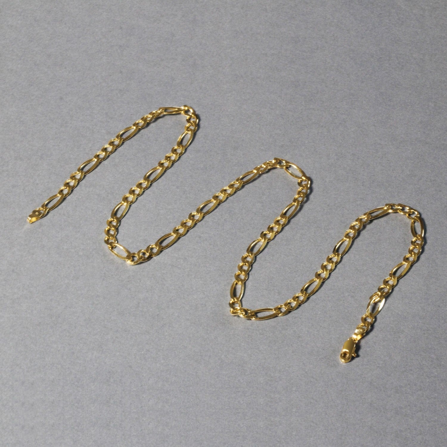 14k Yellow Gold Solid Figaro Chain (4.50 mm) - Coolpeacock